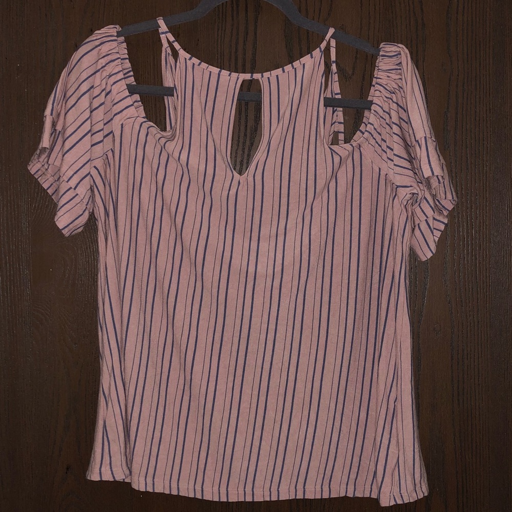 Super soft keyhole cold shoulder top